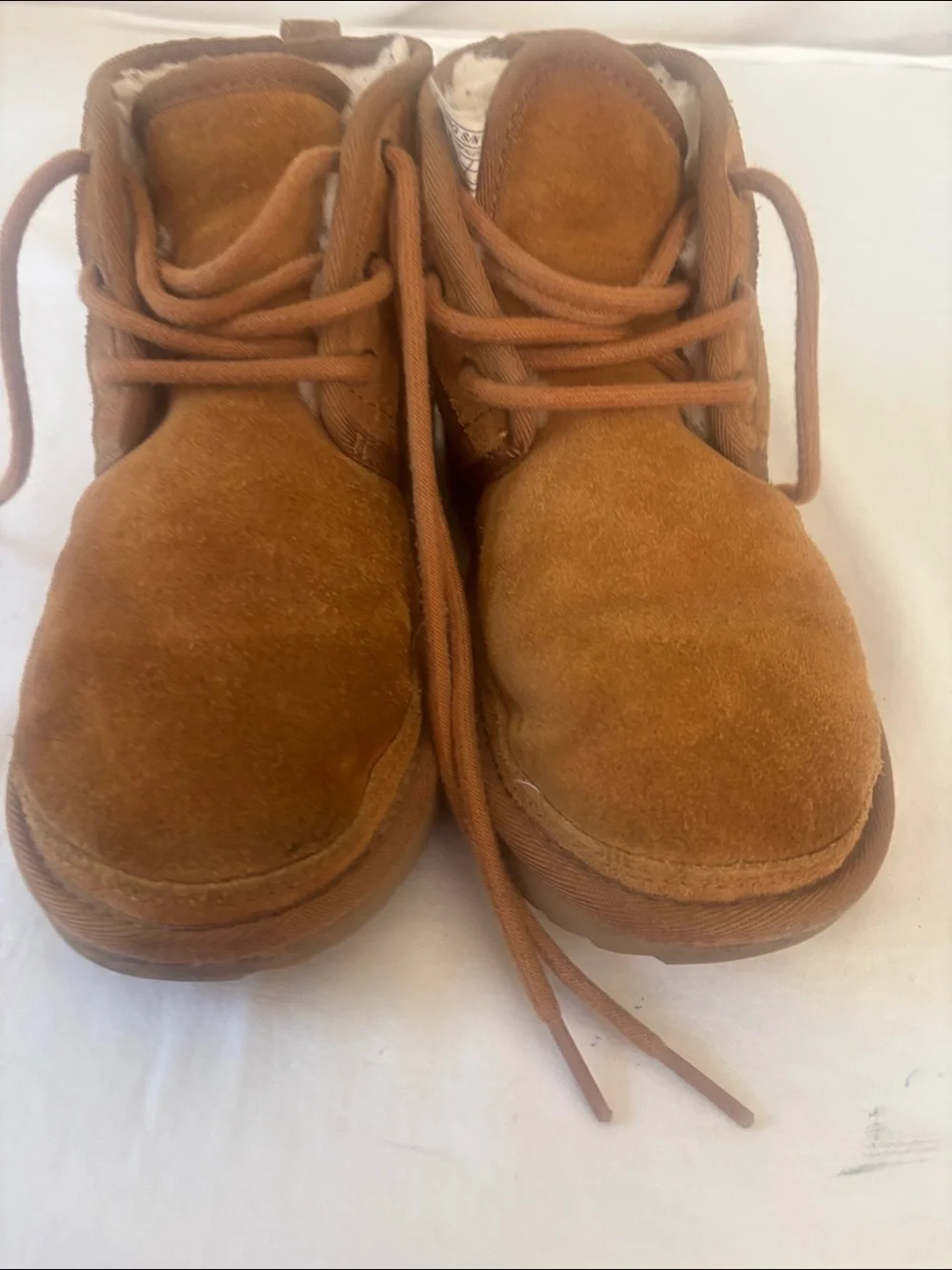 UGG Chestnut Suede Shearling Ankle Boot Size 3 Made Vietnam.
